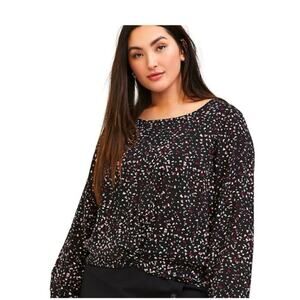 Torrid Black & Pink Ditsy Heart Print Knot Front Relaxed Fit Blouse Top Size 3X